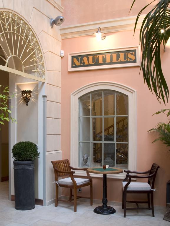Boutique Nautilus Готель 4*