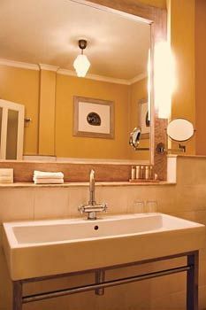 Готель Boutique Nautilus 4*
